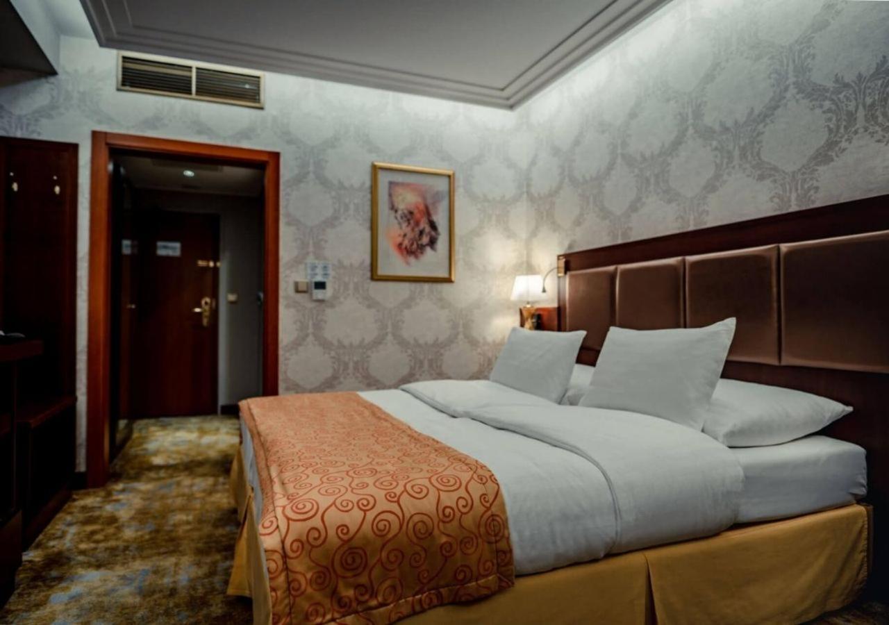 Wellness & Spa Hotel Kaskady 斯里亚克 外观 照片