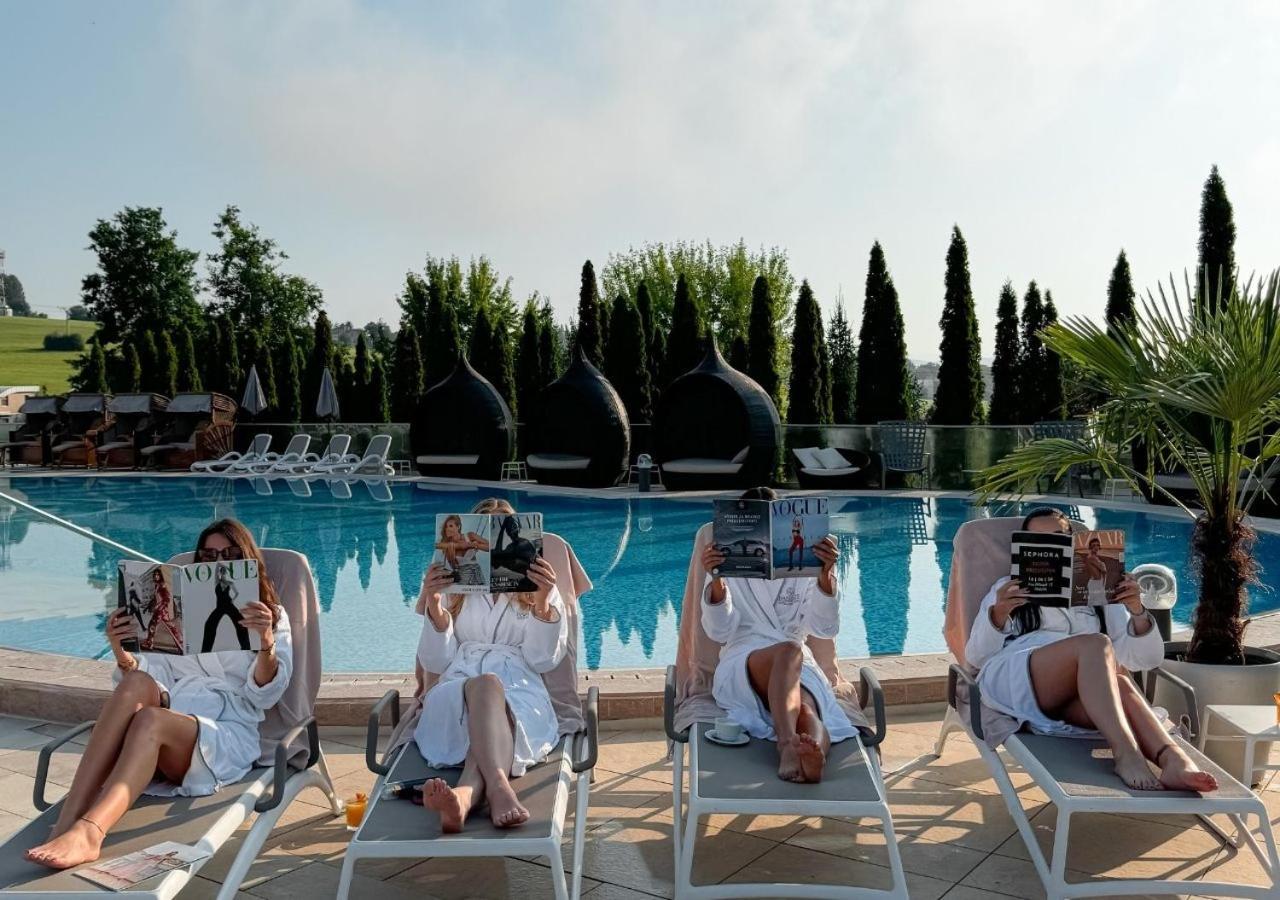 Wellness & Spa Hotel Kaskady 斯里亚克 外观 照片