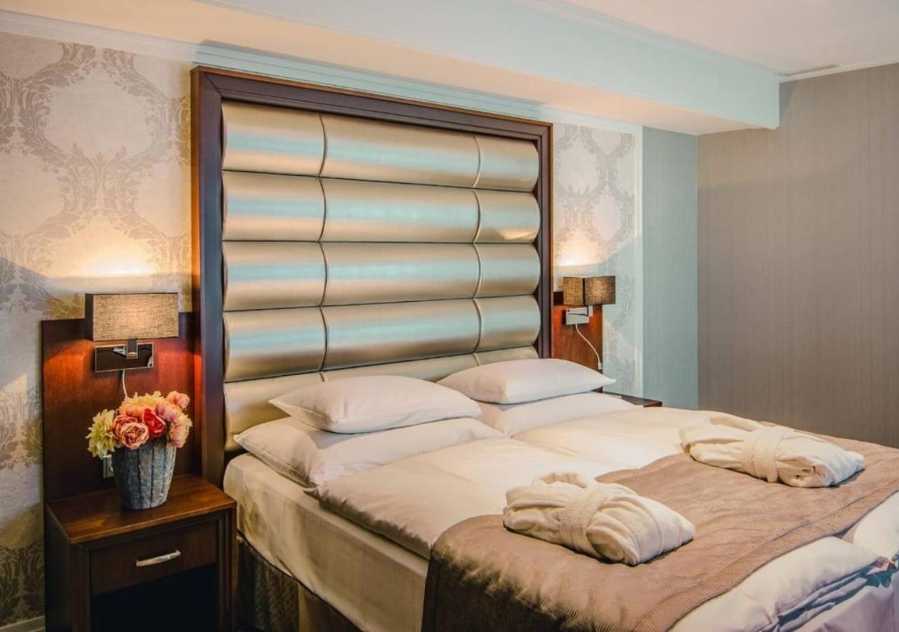 Wellness & Spa Hotel Kaskady 斯里亚克 外观 照片