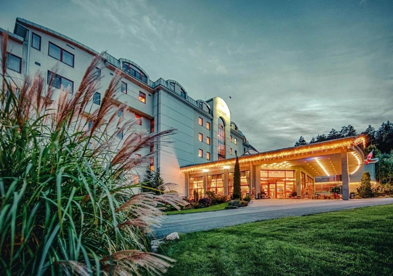 Wellness & Spa Hotel Kaskady 斯里亚克 外观 照片